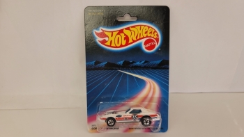 CORVETTE STINGRAY WHITE BW - #3973 -1988 HOT WHEELS - MALAYSIA